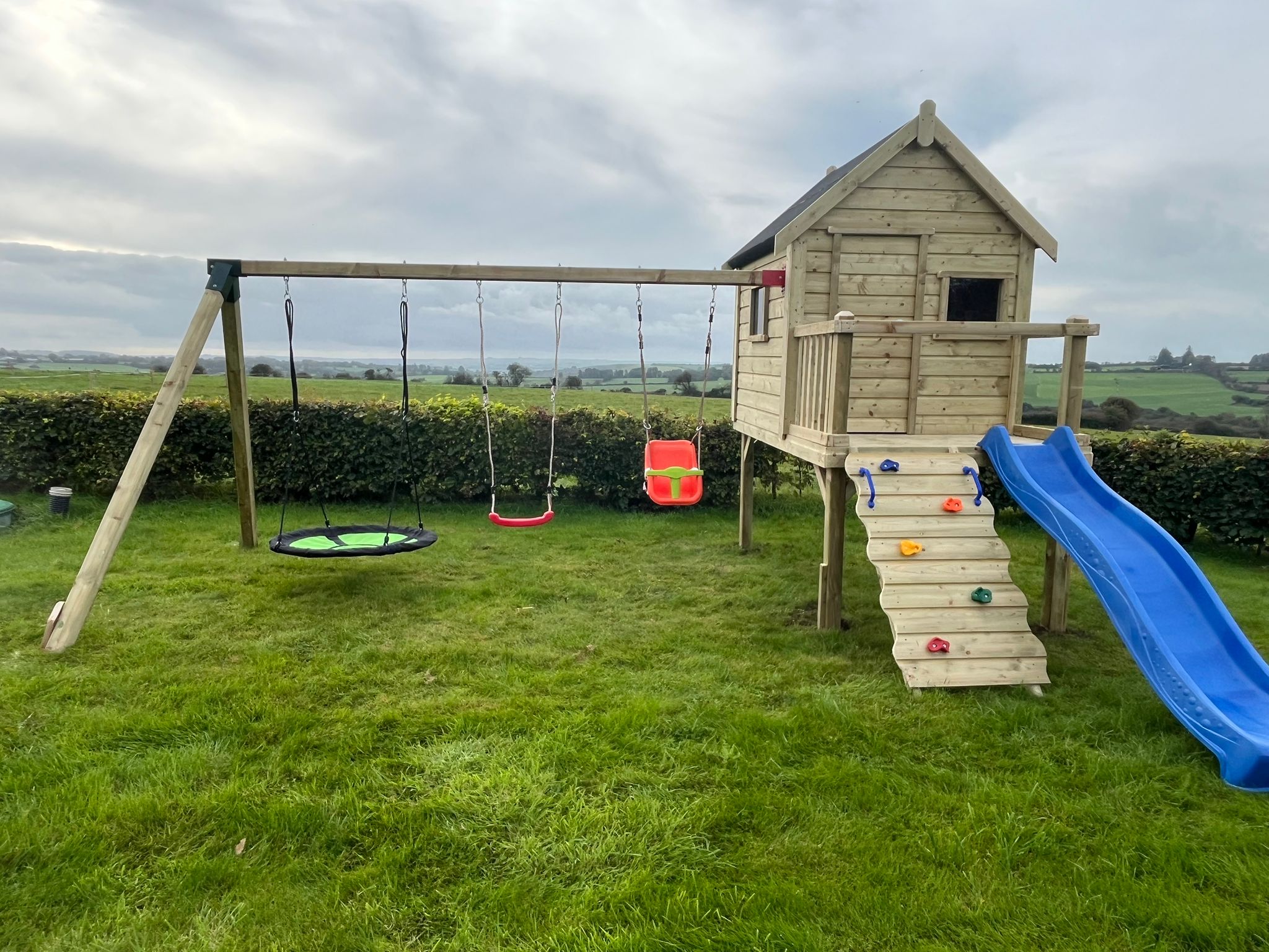 Otters Cottage Playhouse - Best for Young Kids - Image 15