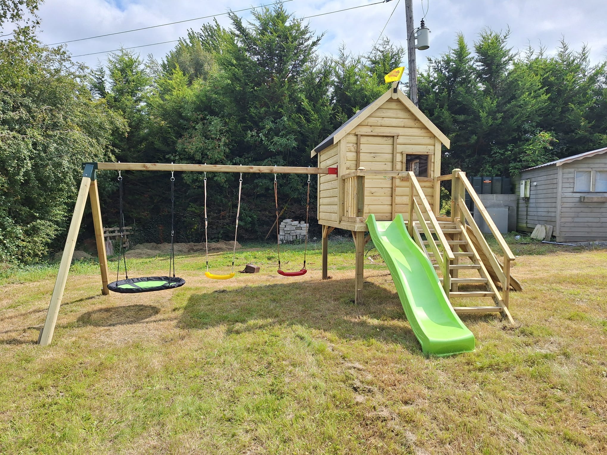 Otters Cottage Playhouse - Best for Young Kids - Image 9