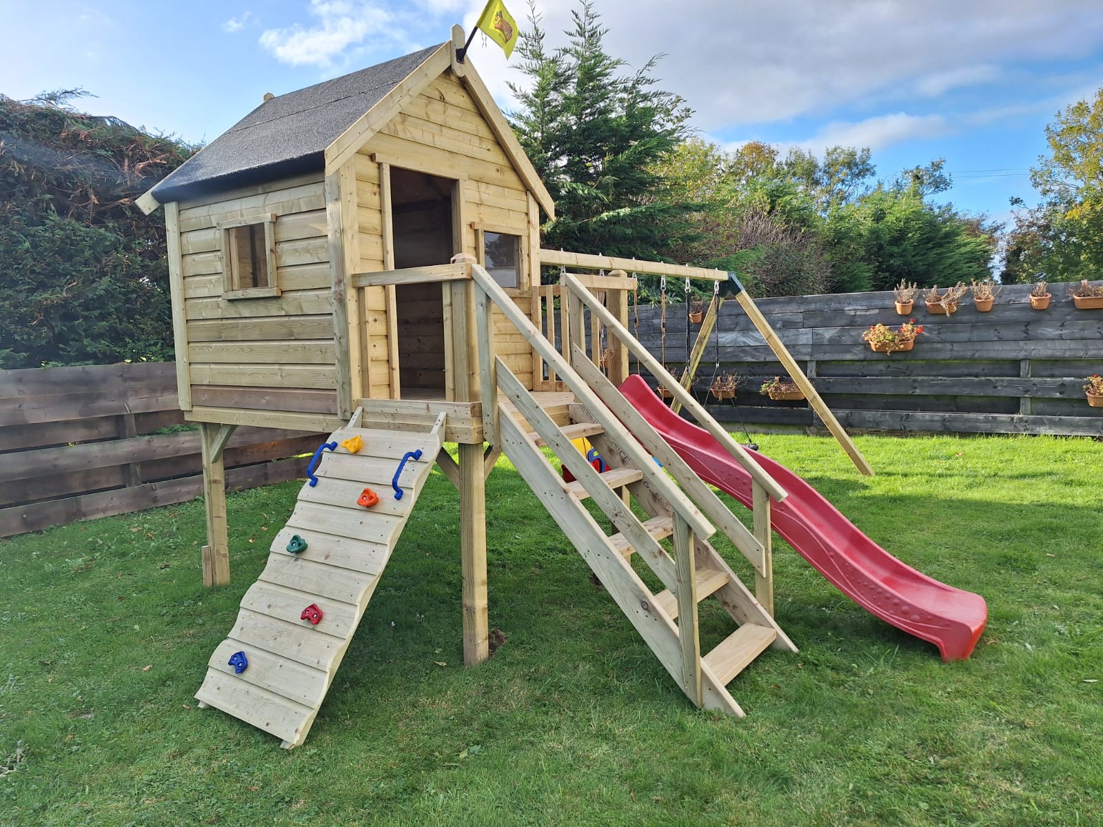 Otters Cottage Playhouse - Best for Young Kids - Image 17