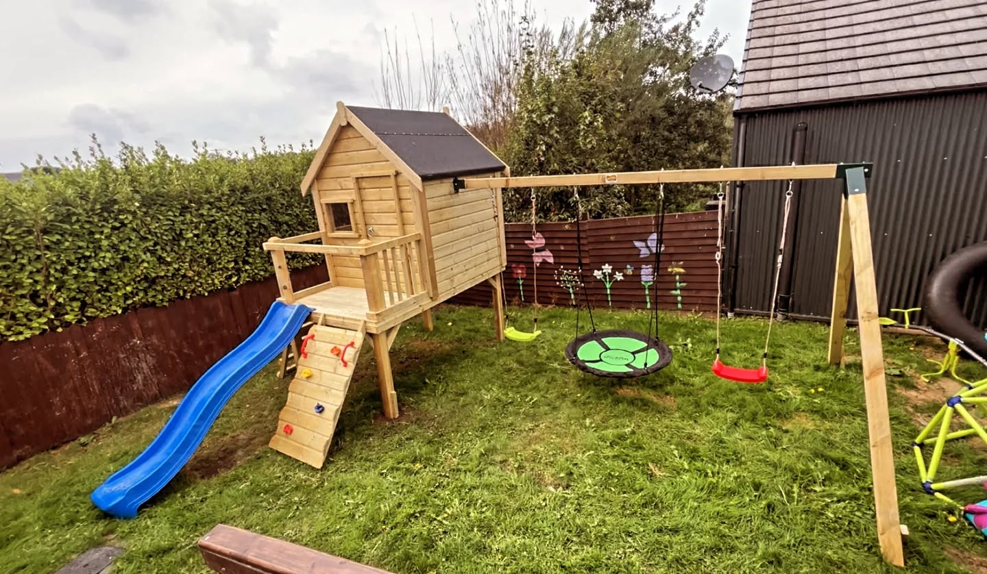 Otters Cottage Playtower