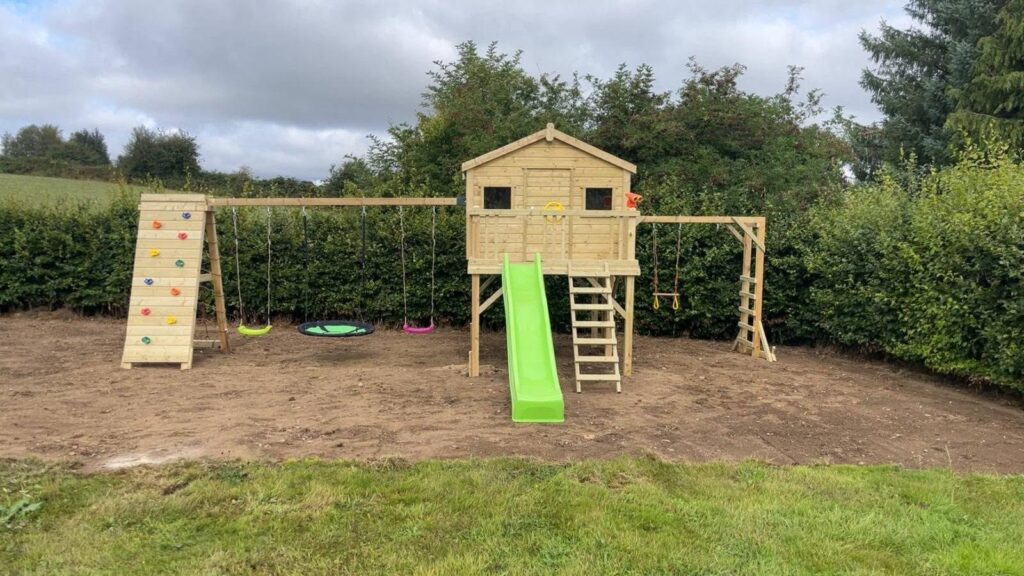 garden playset Carlow with slide and swings2